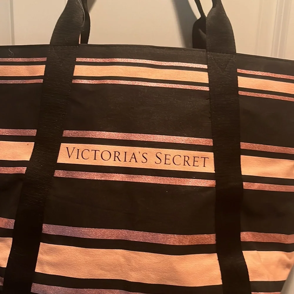 Never used Victoria’s Secret black tote - Picture 5 of 5